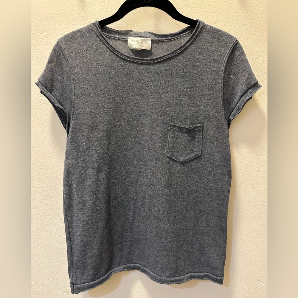 Short sleeve tee with pocket